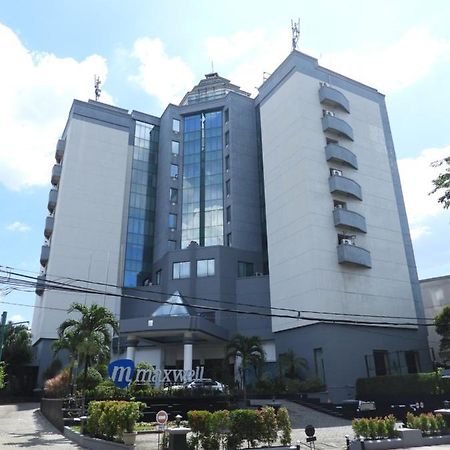 Maxwell Hotel Jakarta Exterior photo