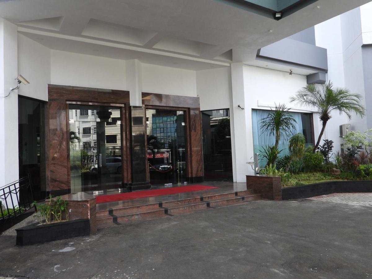 Maxwell Hotel Jakarta Exterior photo