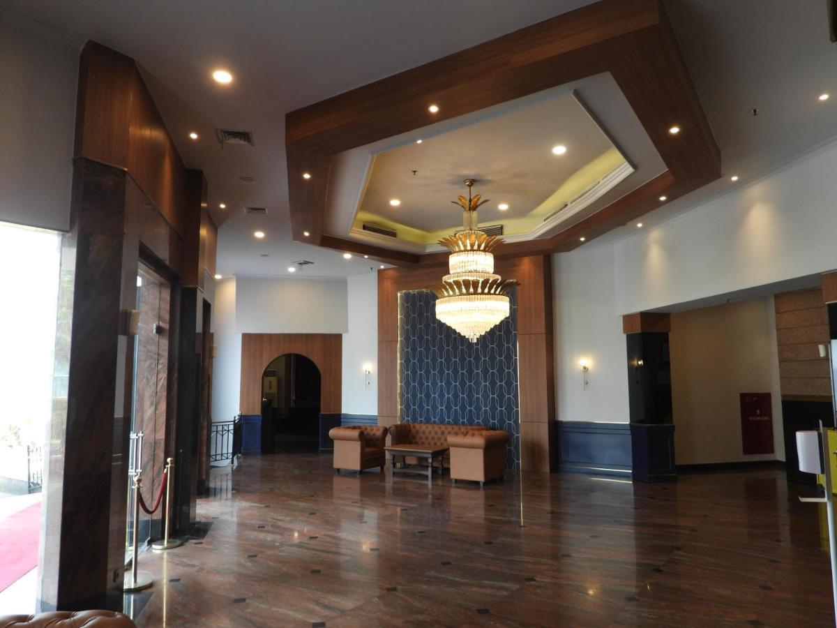 Maxwell Hotel Jakarta Exterior photo