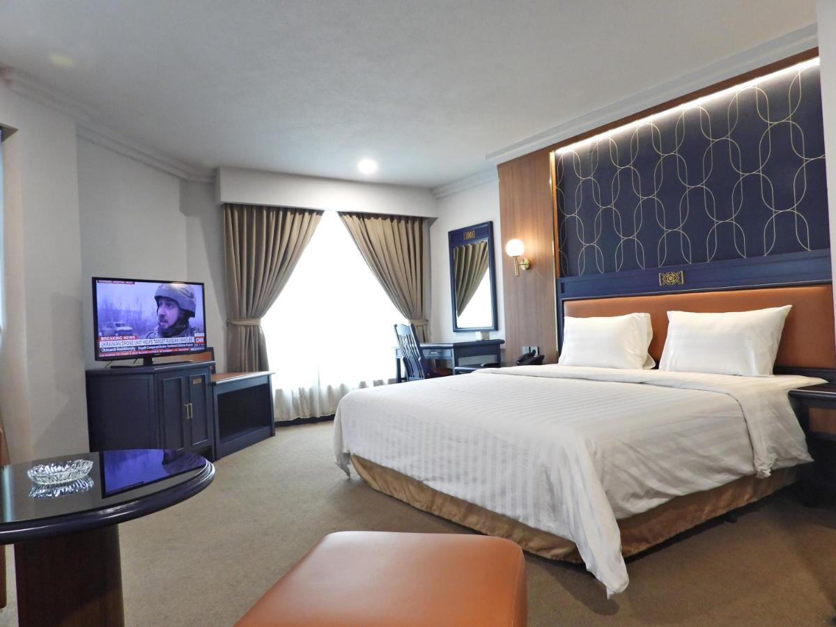 Maxwell Hotel Jakarta Exterior photo
