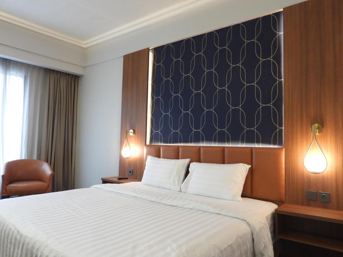 Maxwell Hotel Jakarta Exterior photo
