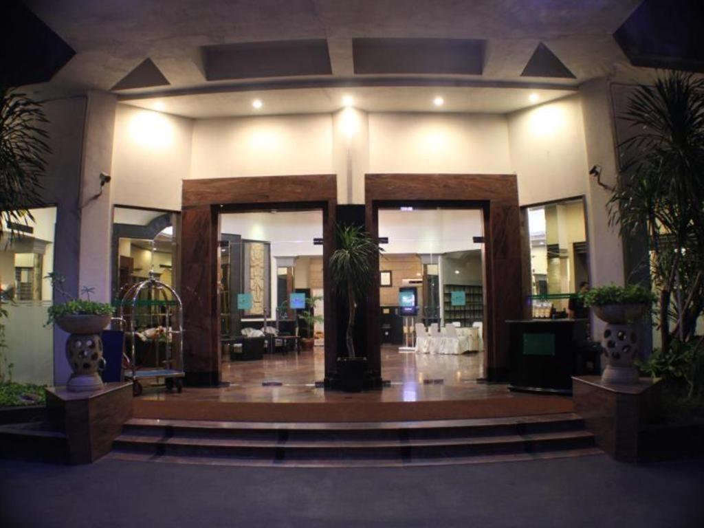 Maxwell Hotel Jakarta Exterior photo