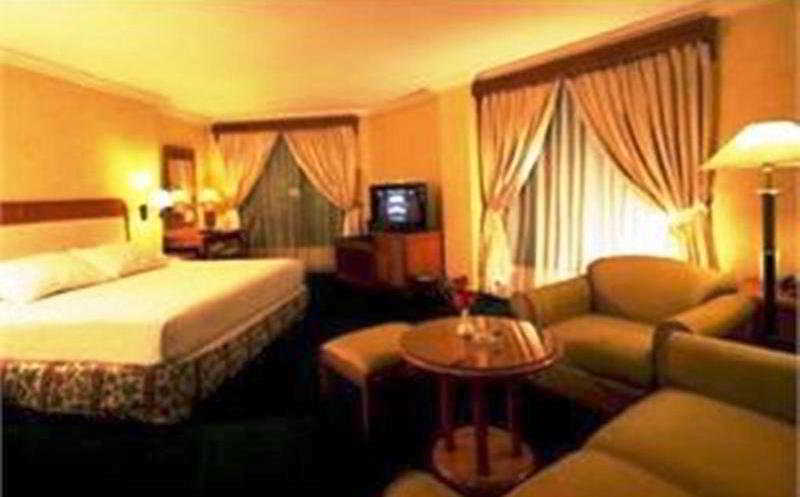 Maxwell Hotel Jakarta Exterior photo